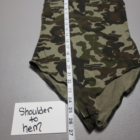 3/$15 zenana outfitters camo summer bodysuit women's size medium - Picture 5 of 10